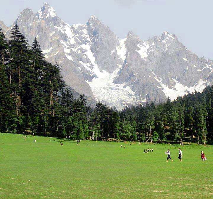  وادئِ سوات میں کالام سے اوپر منکھیال کے خوبصورت پہاڑ اور میڈوز کا دلکش نظارہ